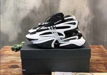 Balmain Unicorn Low-Top Black White AM1VJ309KNOC / AN0VF724KNOC