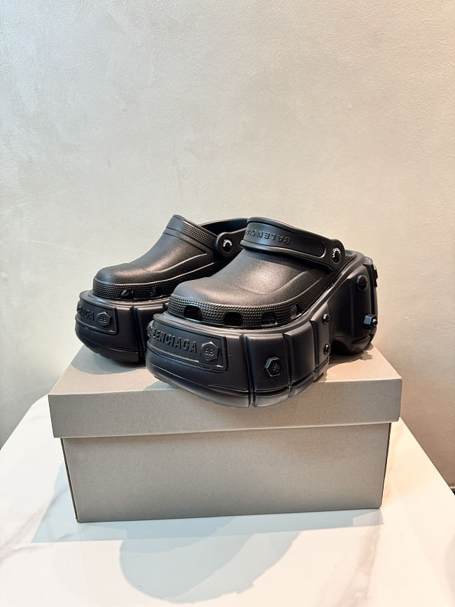 Balenciaga x Crocs Hardcrocs platform slides - 1