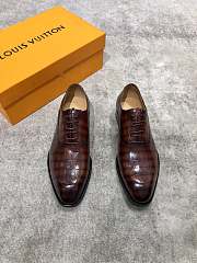 Louis Vuitton LV Men's Classic Oxford Shoes - 6