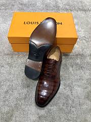 Louis Vuitton LV Men's Classic Oxford Shoes - 4