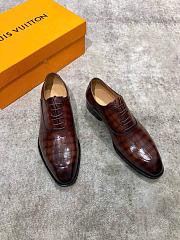 Louis Vuitton LV Men's Classic Oxford Shoes - 2