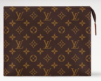 LV Toilet Pouch M83547 20 x 25 x 5.5 cm