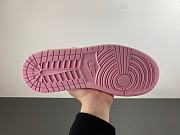 Jordan 1 Retro Low OG SP Travis Scott Shy Pink  IQ7604-101 - 3